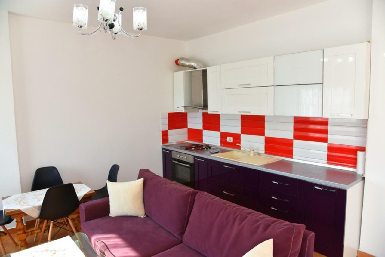 דורס Gzim'S Apartment מראה חיצוני תמונה
